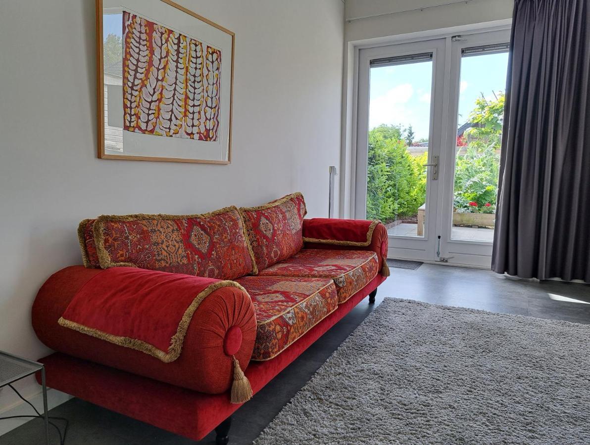 Luxe Ruime Studio Op Unieke, Rustige Locatie Dokkum Luaran gambar