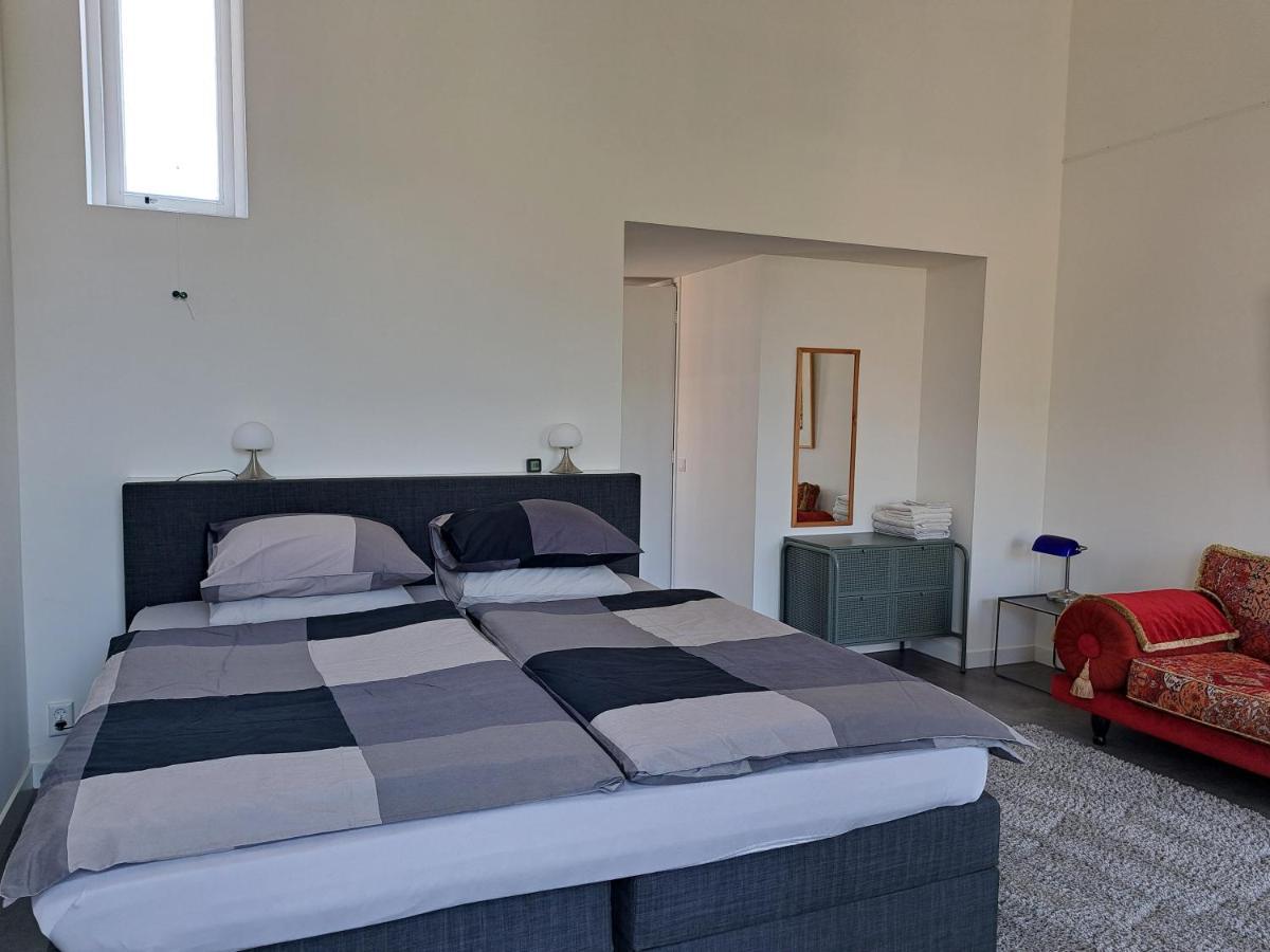 Luxe Ruime Studio Op Unieke, Rustige Locatie Dokkum Luaran gambar