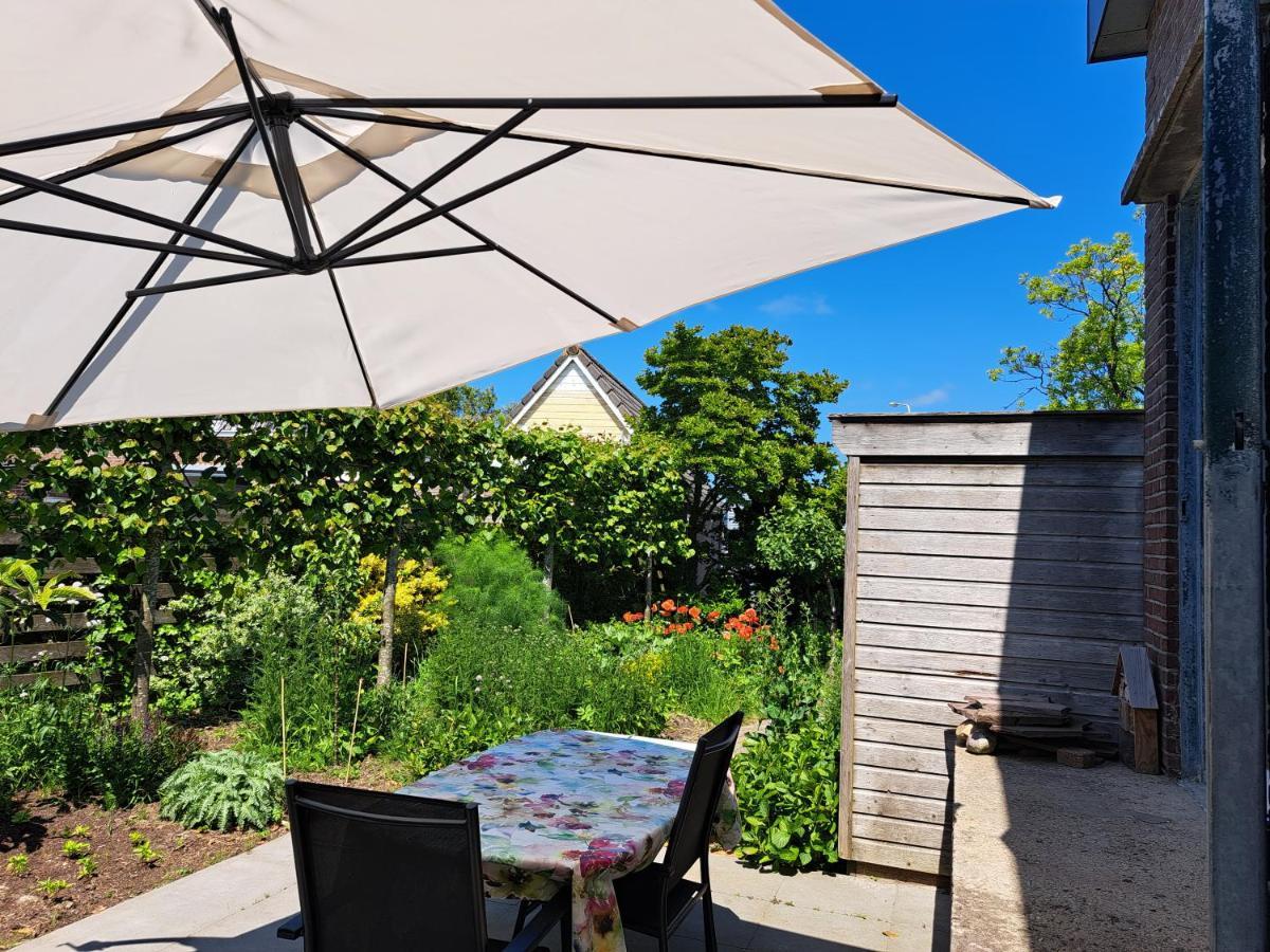 Luxe Ruime Studio Op Unieke, Rustige Locatie Dokkum Luaran gambar